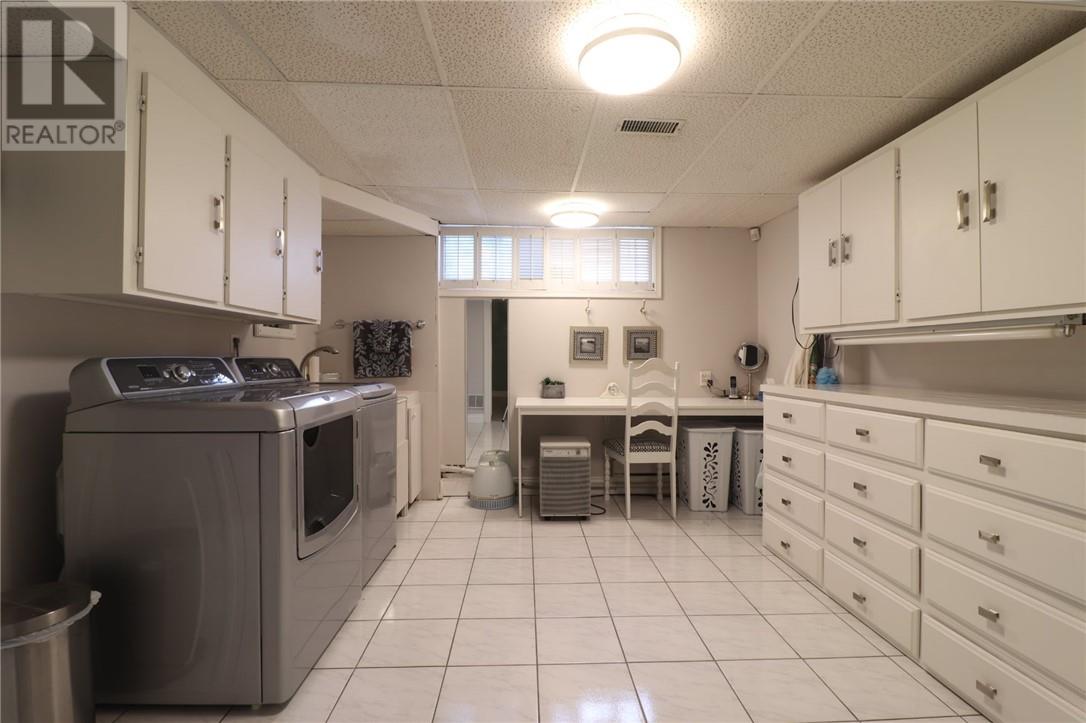 390 Aurore Drive - 17