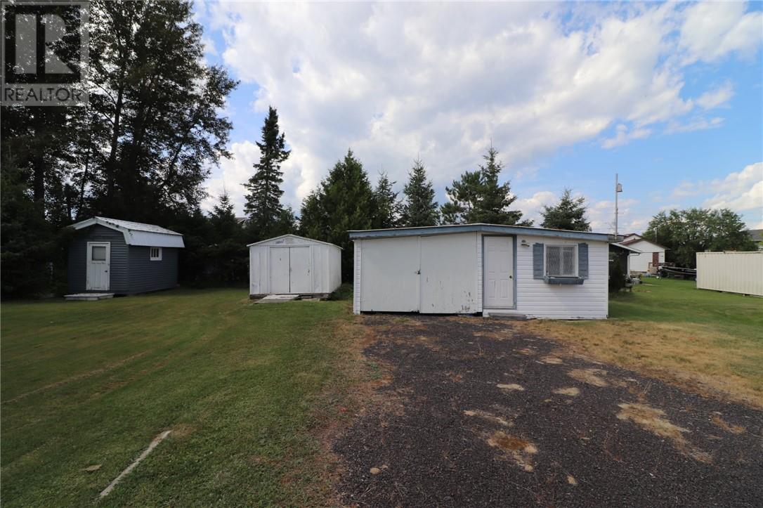 390 Aurore Drive - 36