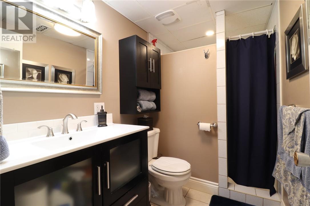 390 Aurore Drive - 18