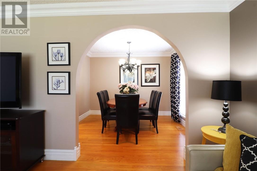 390 Aurore Drive - 6