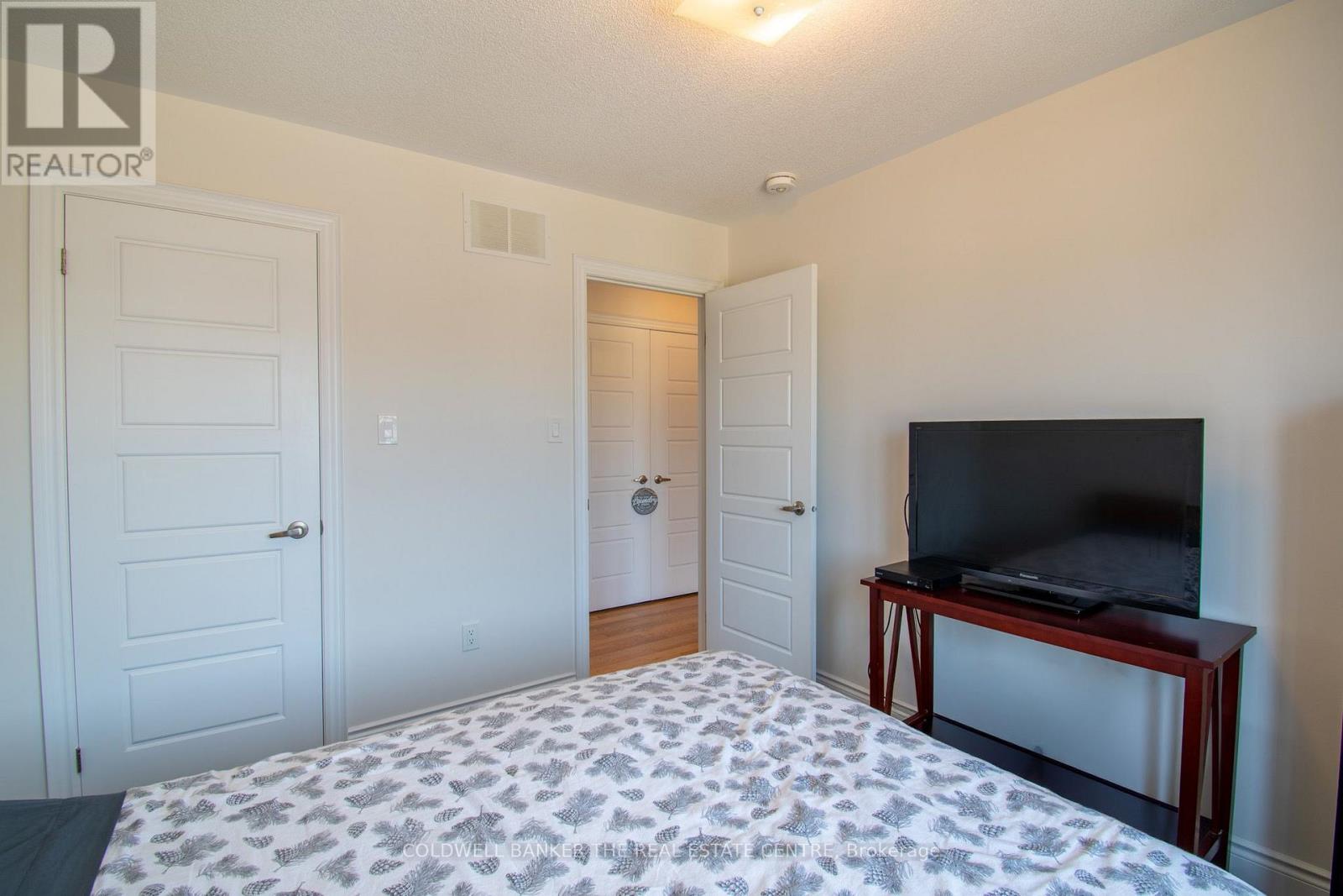 780 GREEN STREET - 21