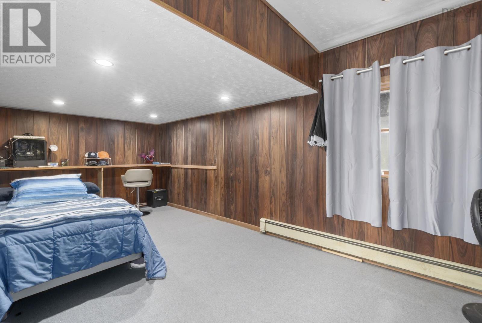 12 Campbell Drive - 46