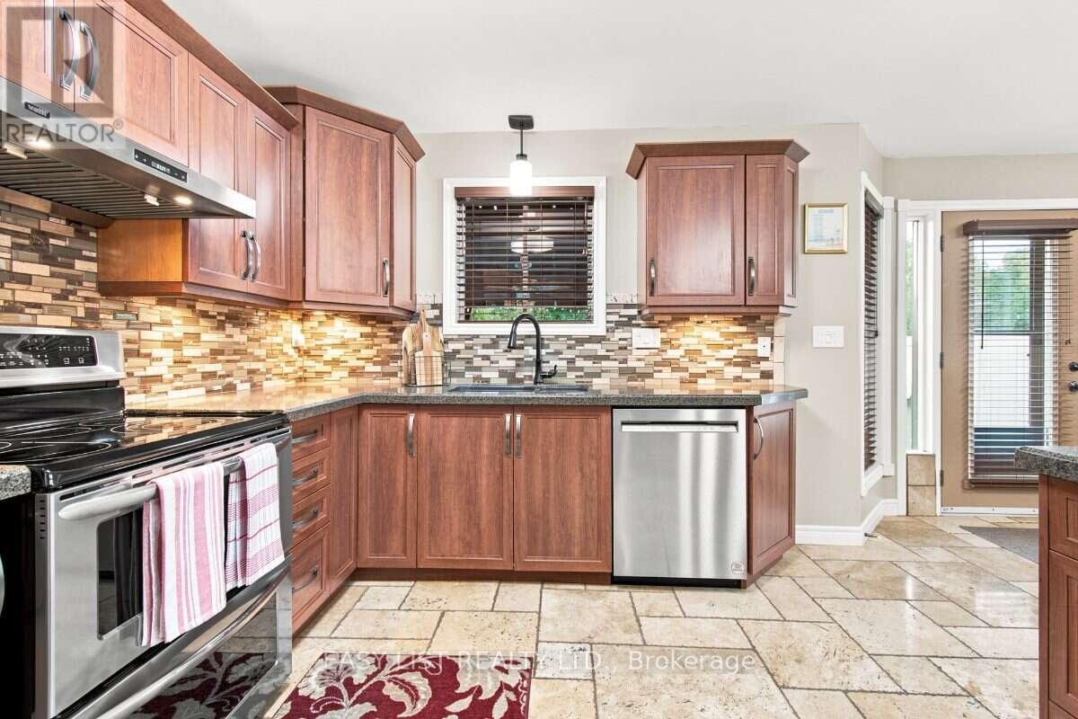 5929 ROSEWOOD CRESCENT - Image 26