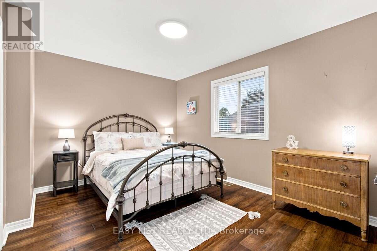 5929 ROSEWOOD CRESCENT - Image 31