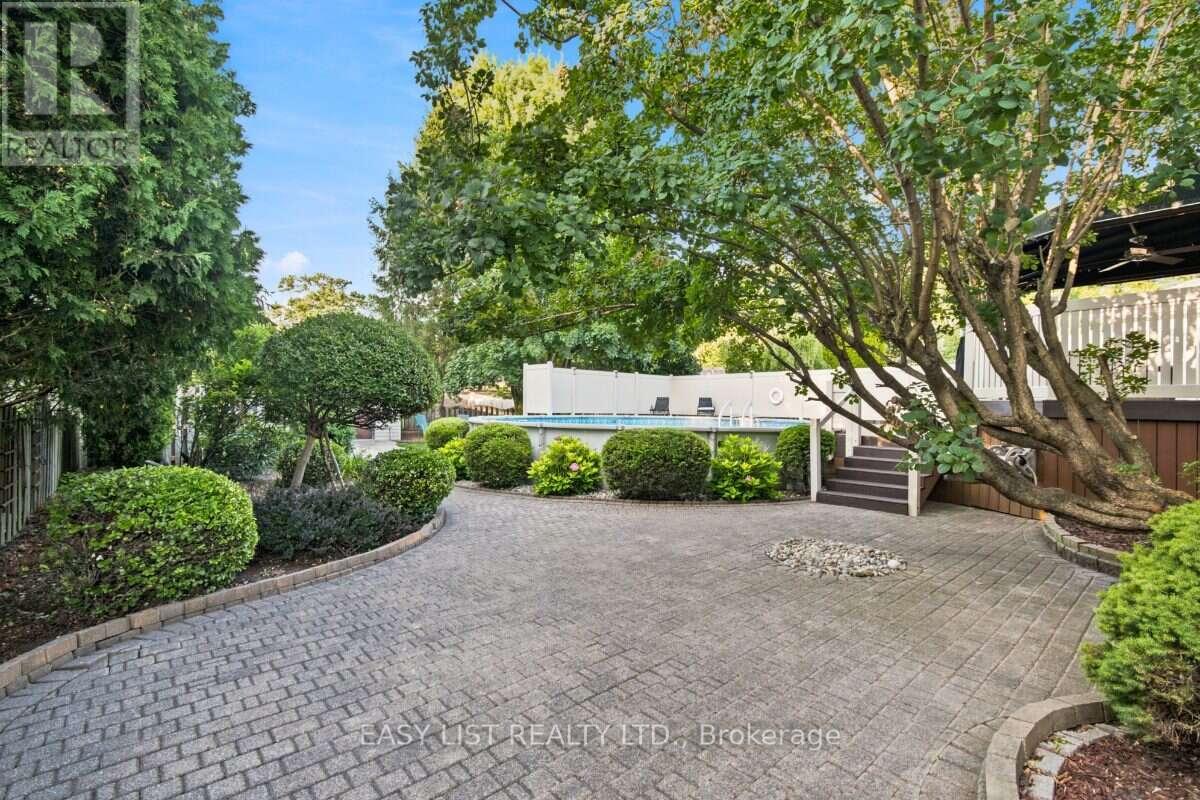 5929 ROSEWOOD CRESCENT - Image 9