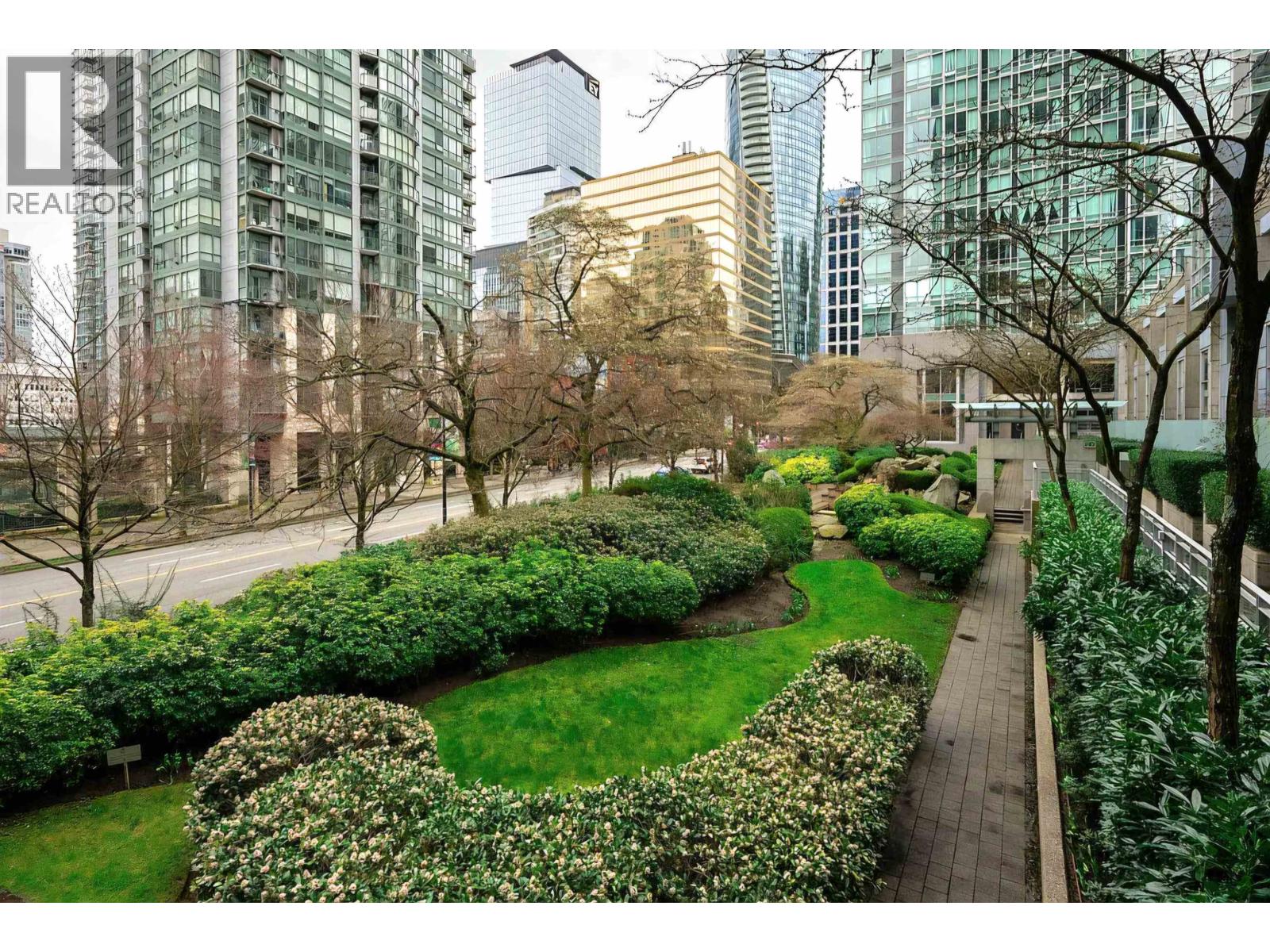 1 Bed, 1 Bath House for Sale in Vancouver – 1005 1288 W GEORGIA STREET, Vancouver – MLS# R3149843 - Image 12