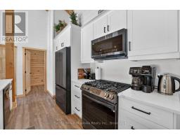 1765 Machar Strong Boundary Road, Strong, ON P0A1Z0 Photo 15
