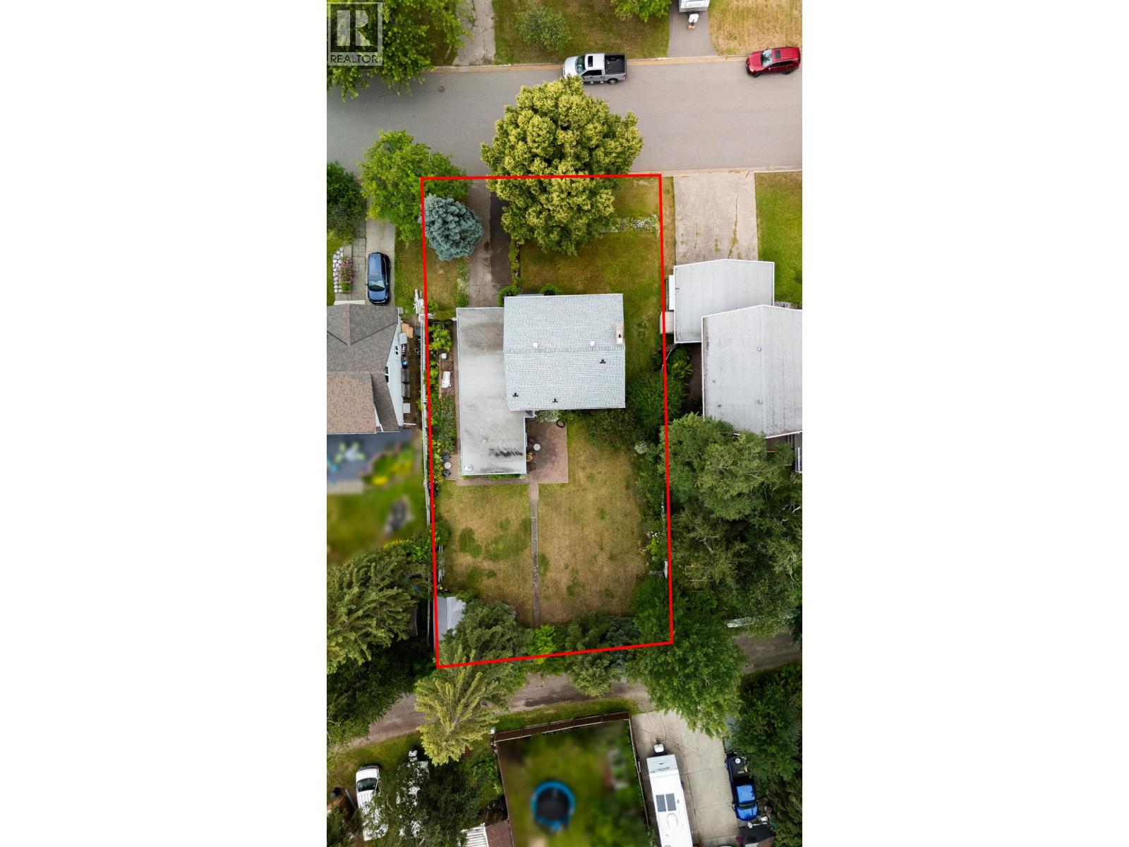 1960 GARDEN DRIVE - 29
