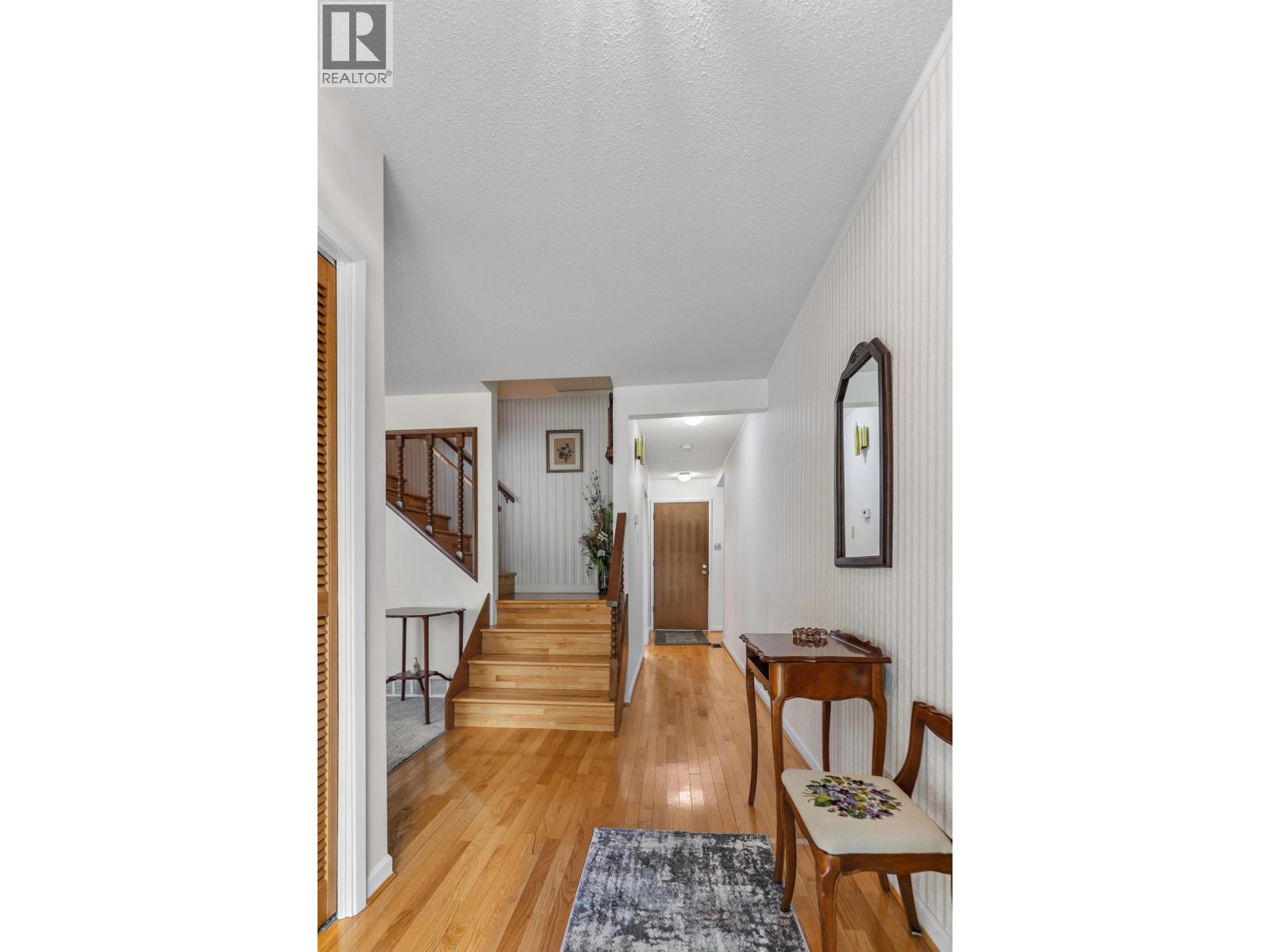1960 GARDEN DRIVE - 2