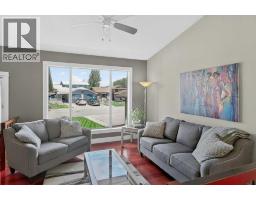 63 Wildwood Crescent W - photo 6