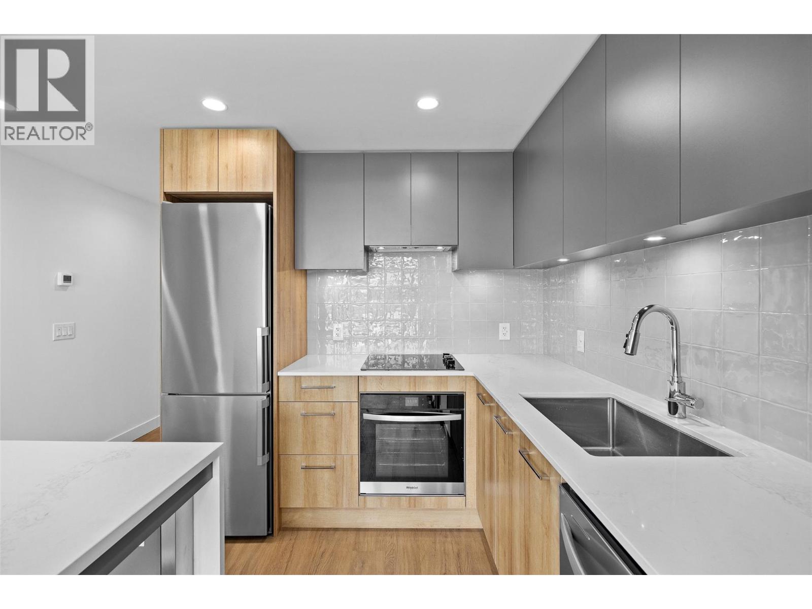 803 3699 Capozzi Road, Kelowna
