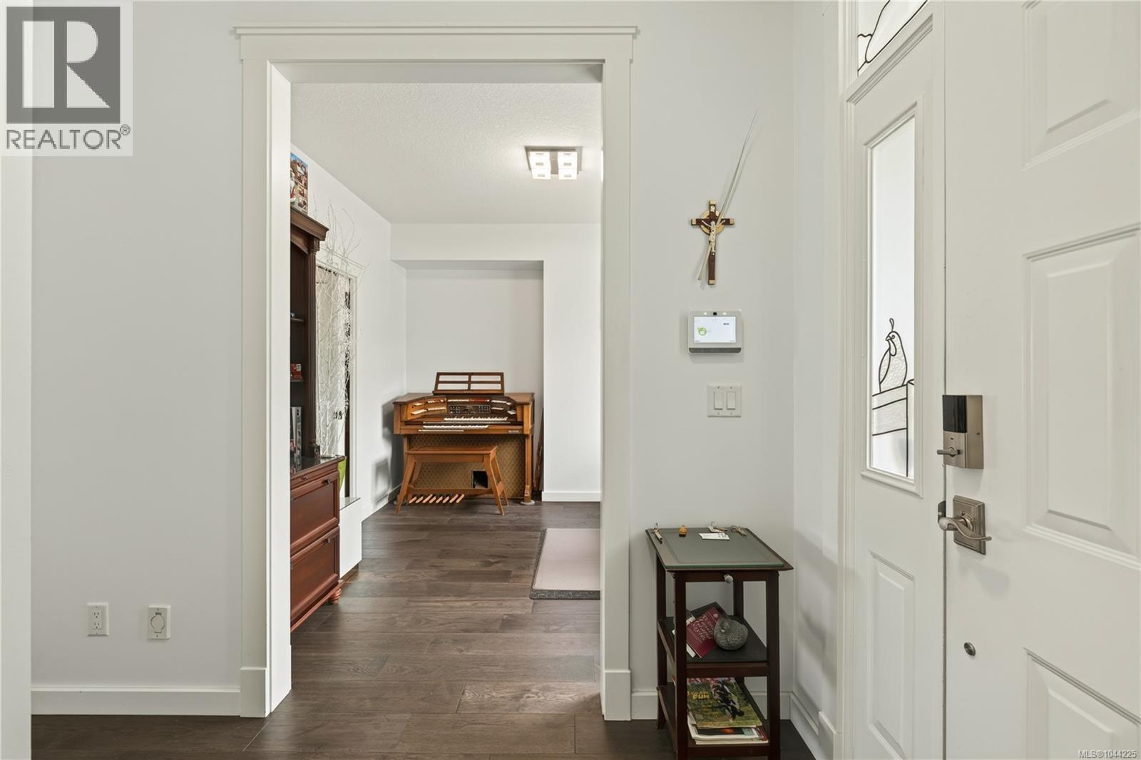 #1 500 Russell Rd - Image 16