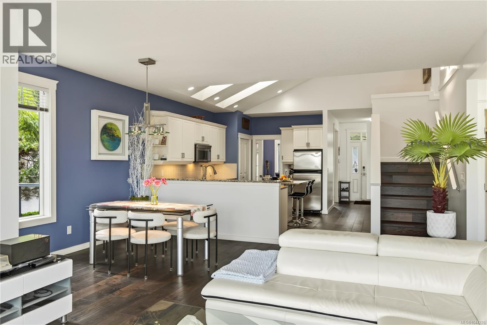 #1 500 Russell Rd - Image 30