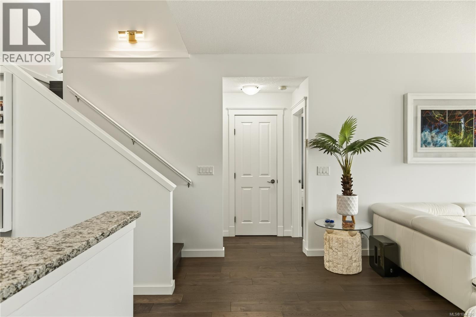 #1 500 Russell Rd - Image 39