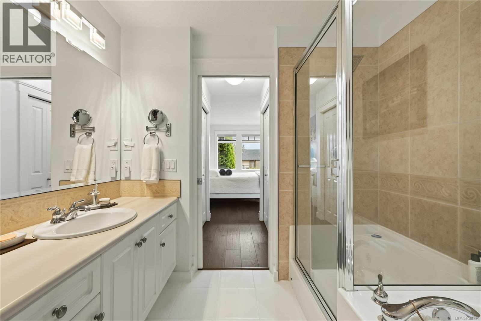 #1 500 Russell Rd - Image 44