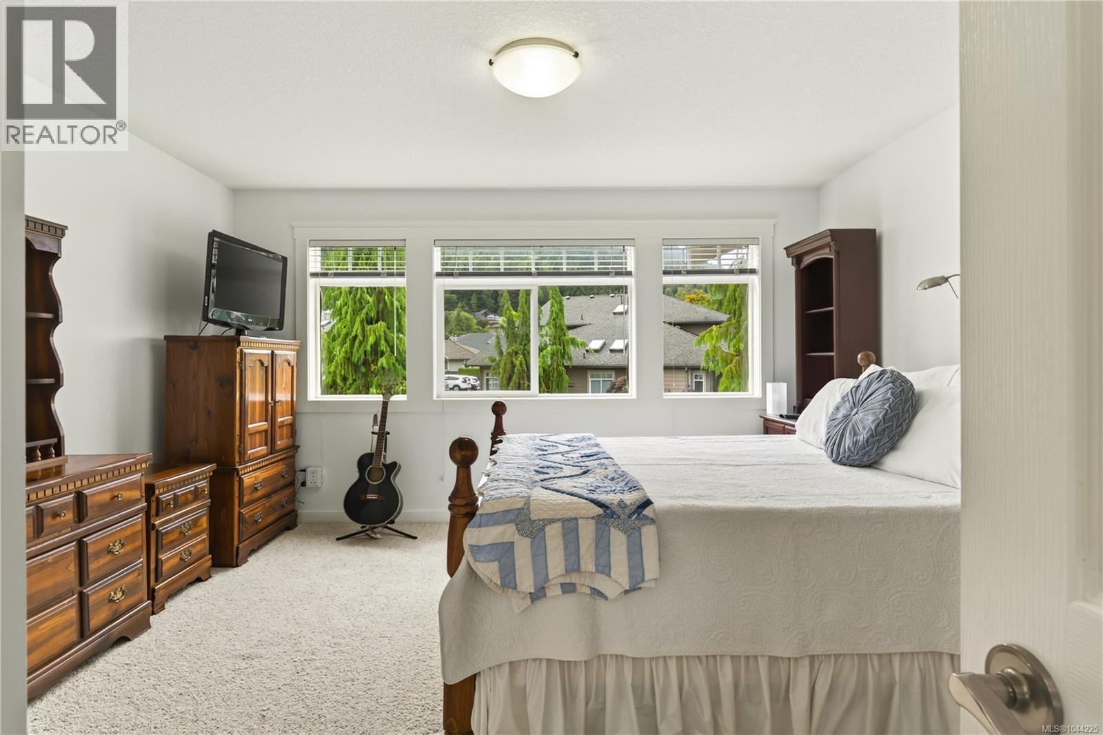 #1 500 Russell Rd - 49