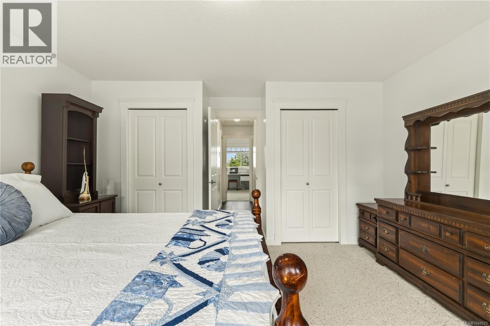 #1 500 Russell Rd - 50