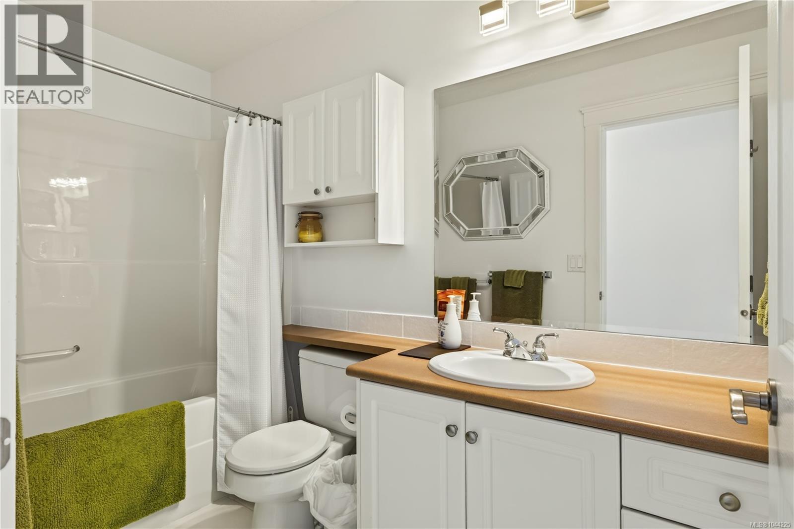 #1 500 Russell Rd - 52