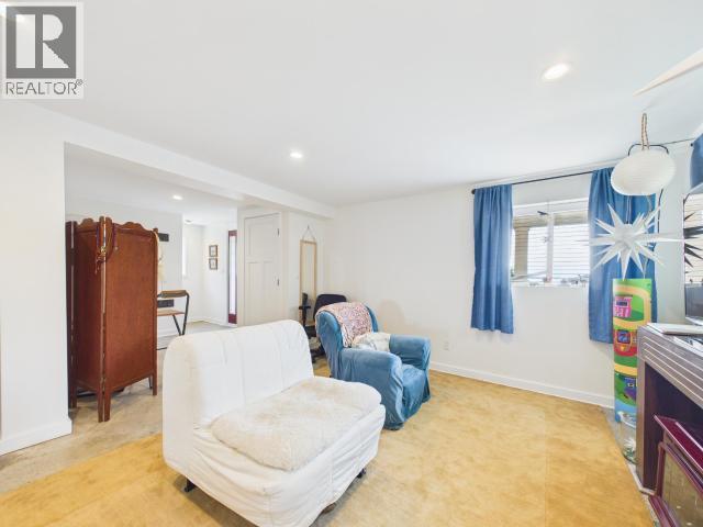 5370 LABURNUM AVE - 20