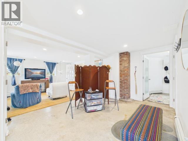 5370 LABURNUM AVE - 21