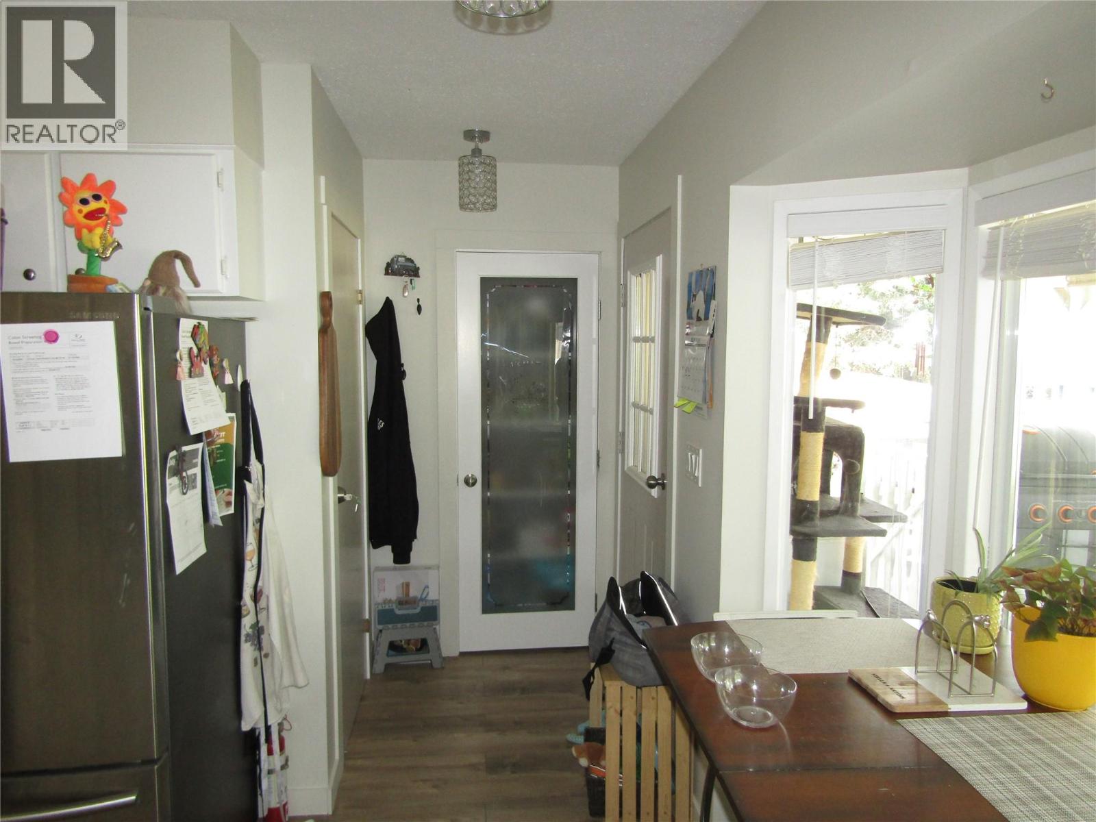 817 Kimberley Avenue - 12