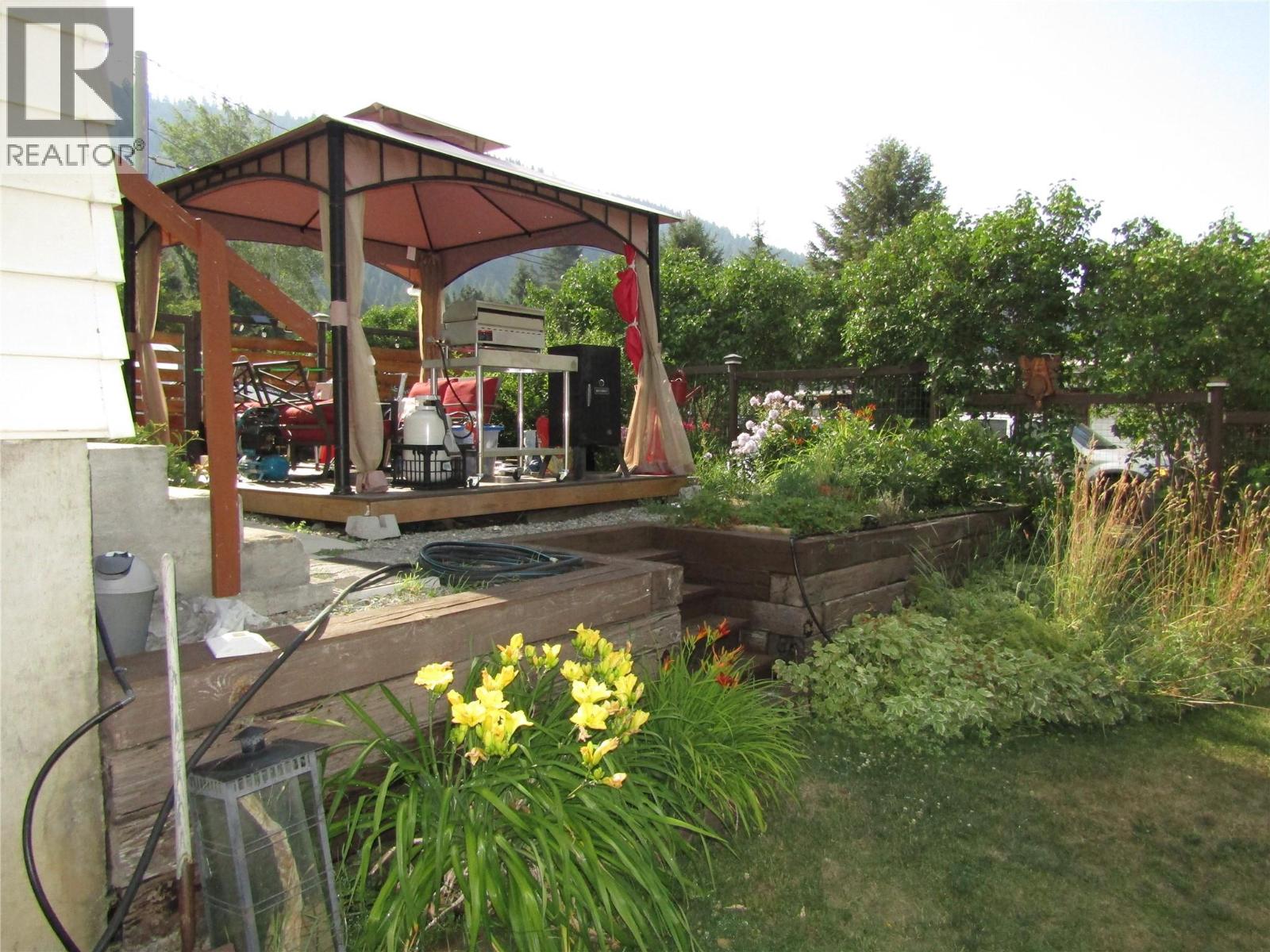 817 Kimberley Avenue - 52