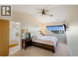 1526 Chippendale Court, West Vancouver, BC V7S3G6 Photo 14