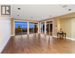 1526 Chippendale Court, West Vancouver, BC V7S3G6 Photo 27