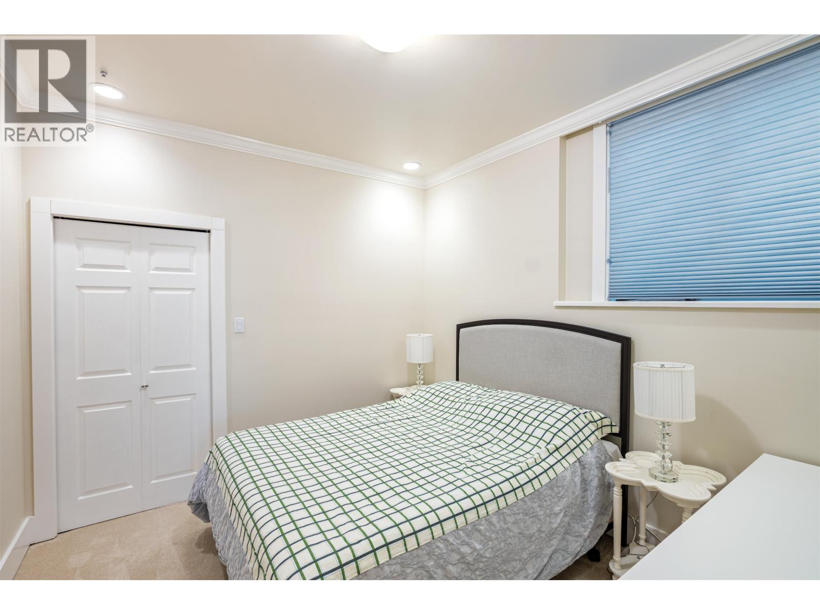 1526 CHIPPENDALE COURT, West Vancouver