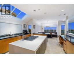 1526 Chippendale Court, West Vancouver, BC V7S3G6 Photo 9
