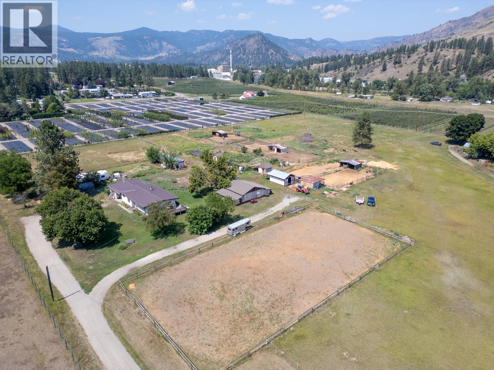 6055 Darcy Road - 10