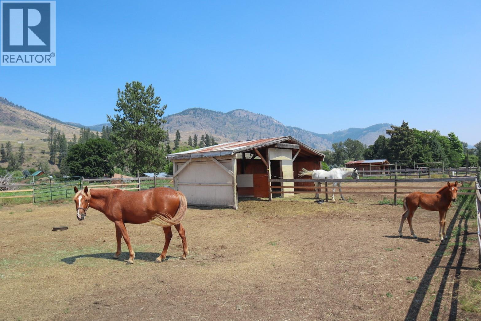 6055 Darcy Road - 12