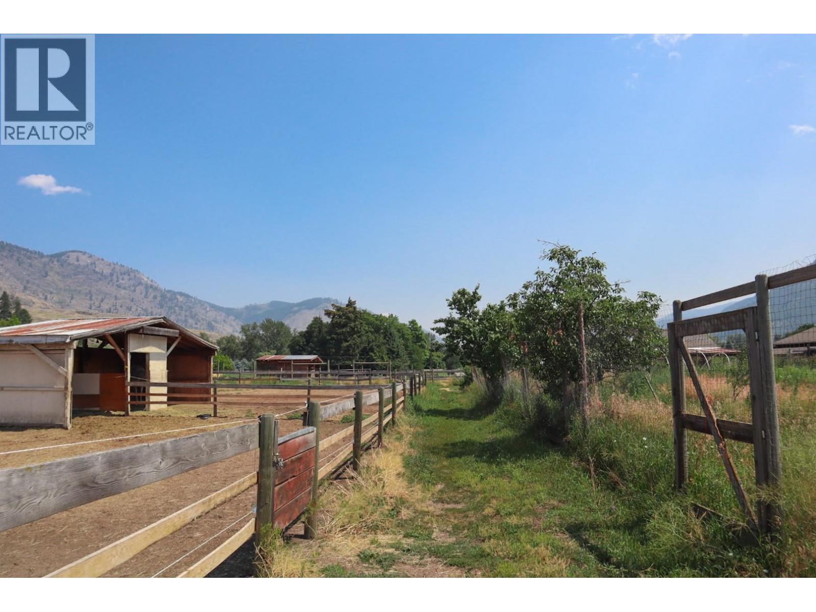 6055 Darcy Road - 64