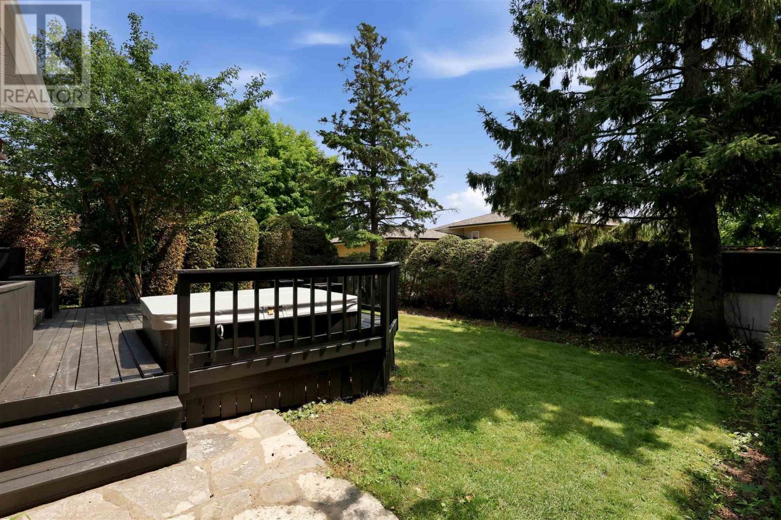 42 Caddy AVE - 42