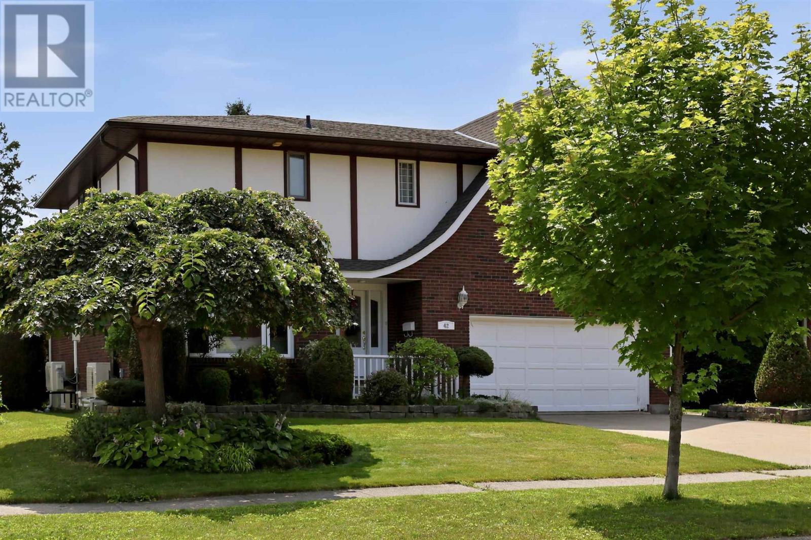 42 Caddy AVE - 46