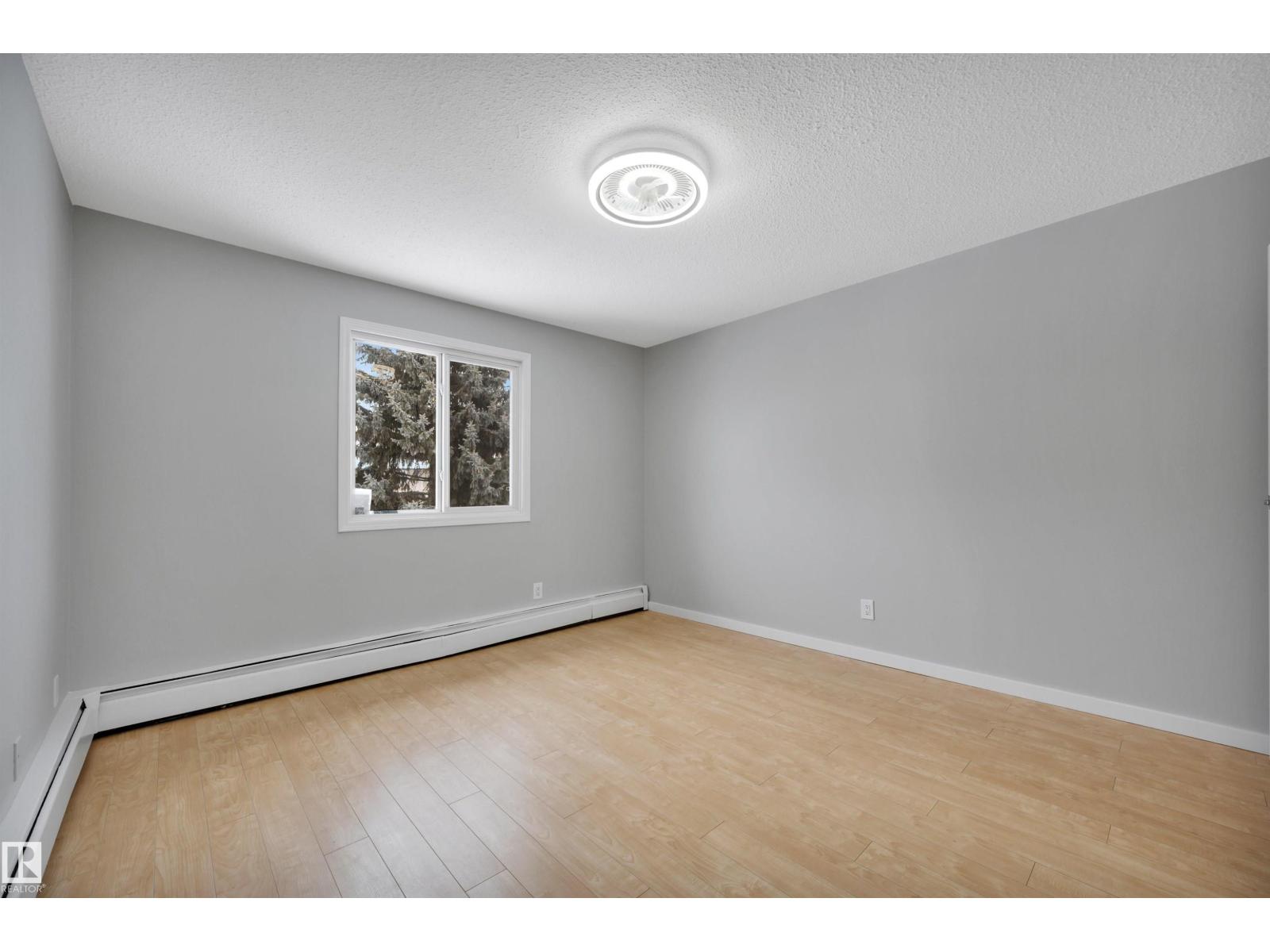 #201 237 WOODVALE RD NW - 26