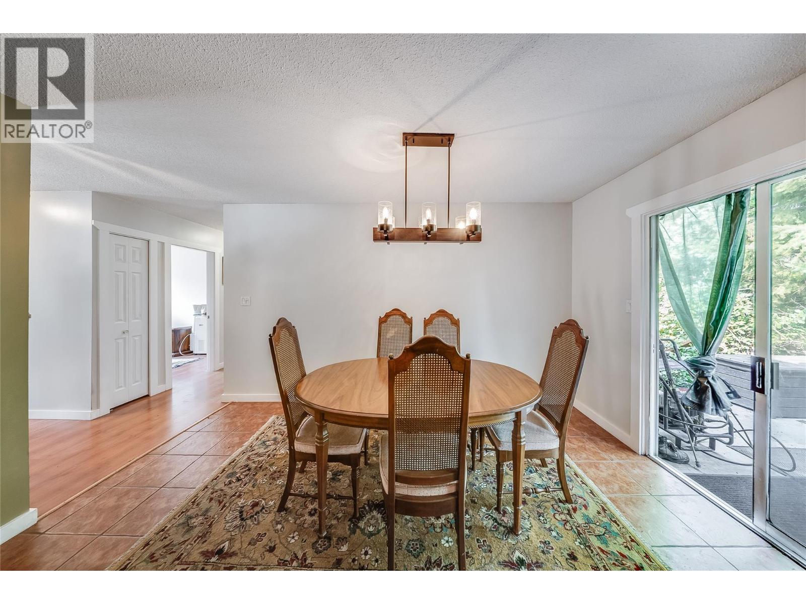 1895 Columbia Gardens Road - Image 10