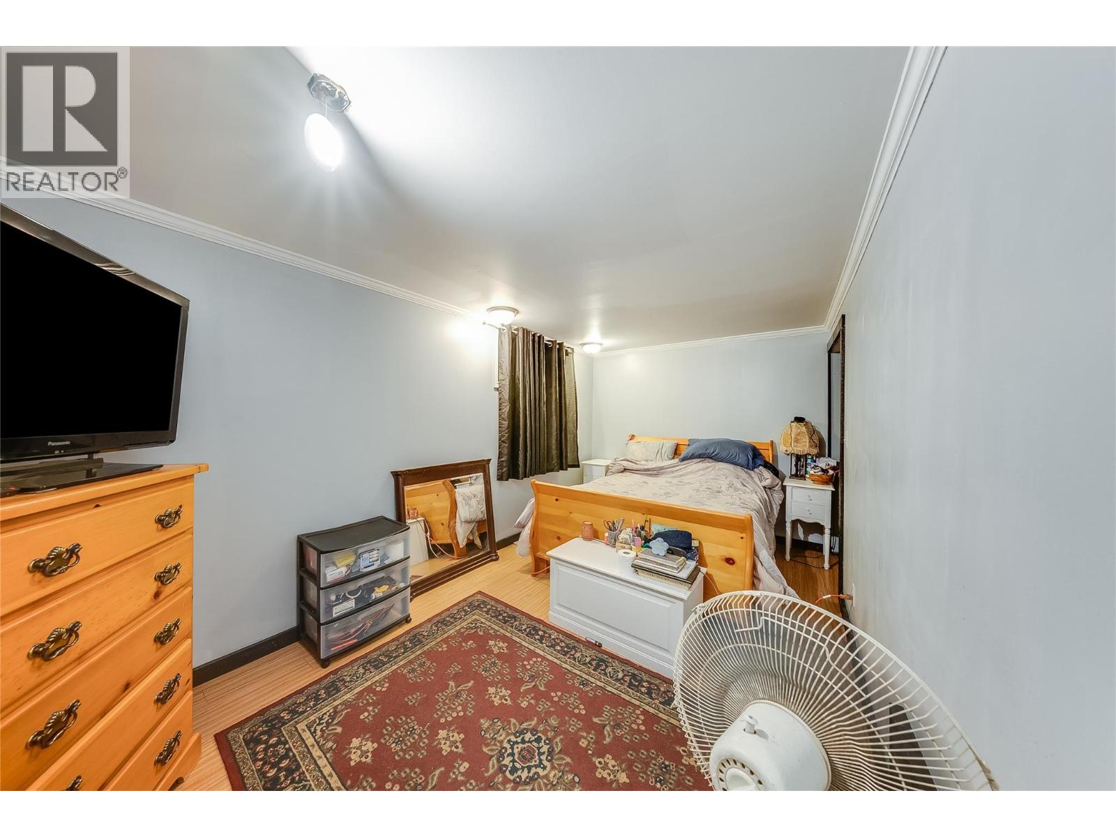 1895 Columbia Gardens Road - Image 36