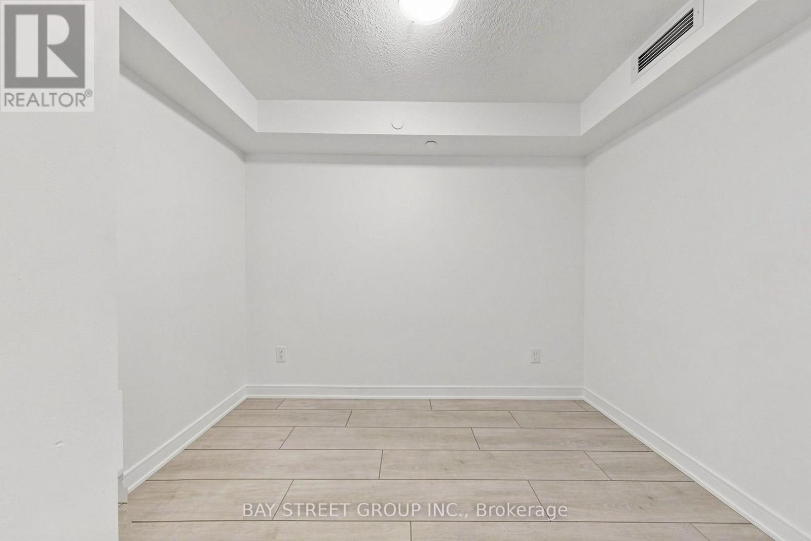 #1118 525 ADELAIDE STREET W - 21