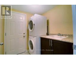 1136 Schooling Drive E, Oshawa, ON L1H7K5 Photo 18