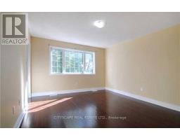 1136 Schooling Drive E, Oshawa, ON L1H7K5 Photo 33