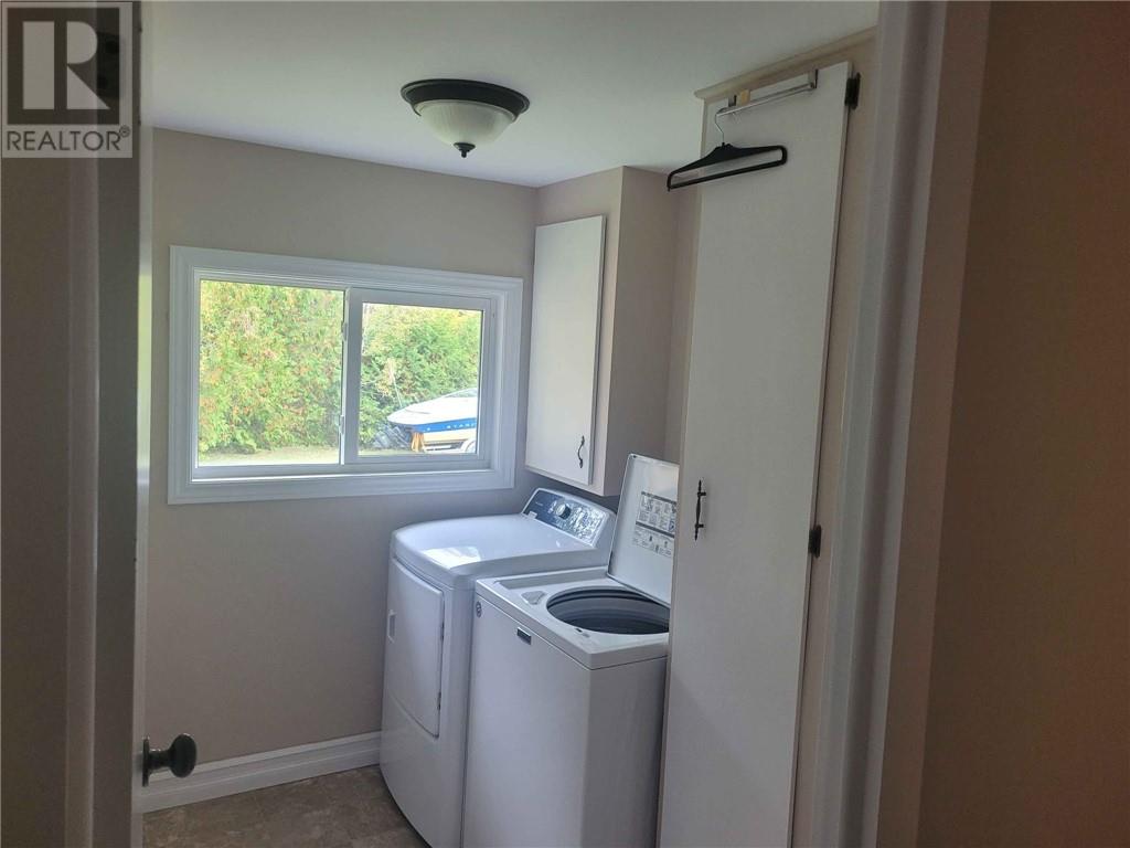 230 Lake Road - 38
