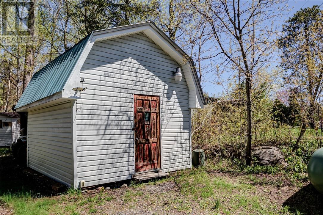 230 Lake Road - 16