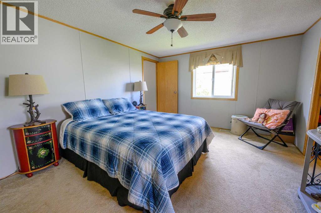 8505 90A Street - 16