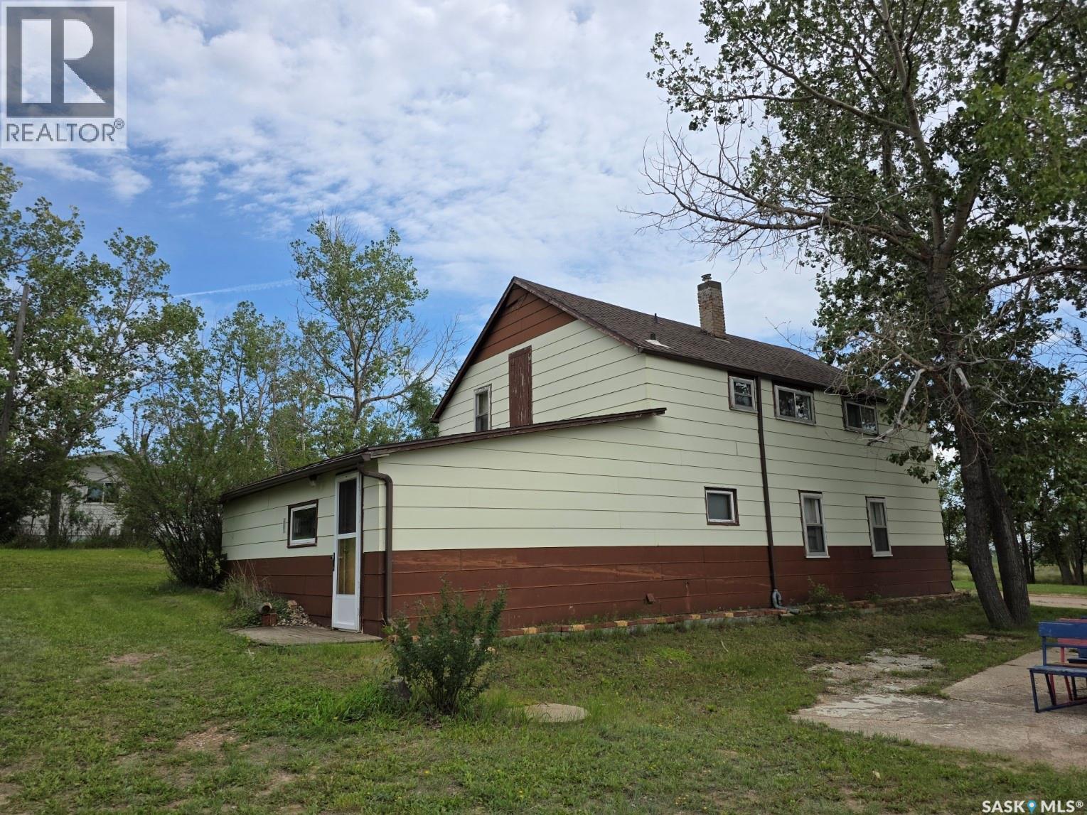 529-533 Railway AVENUE - 2