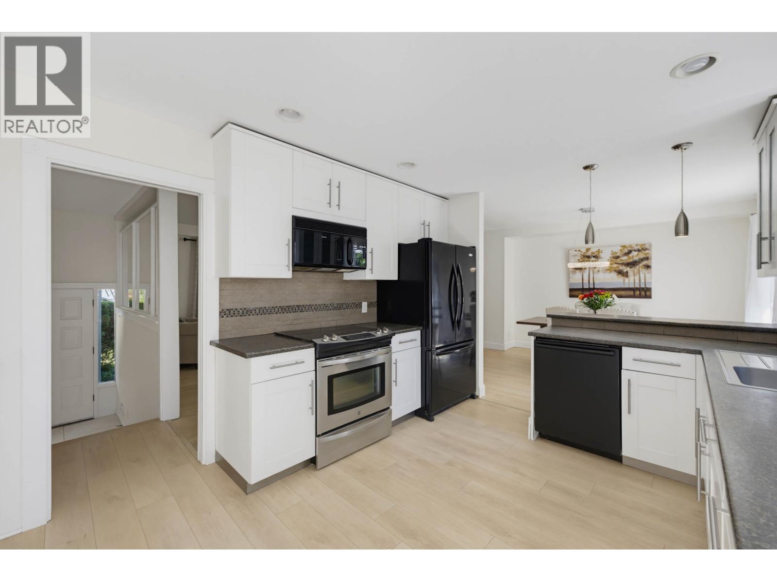856 55A STREET, Delta