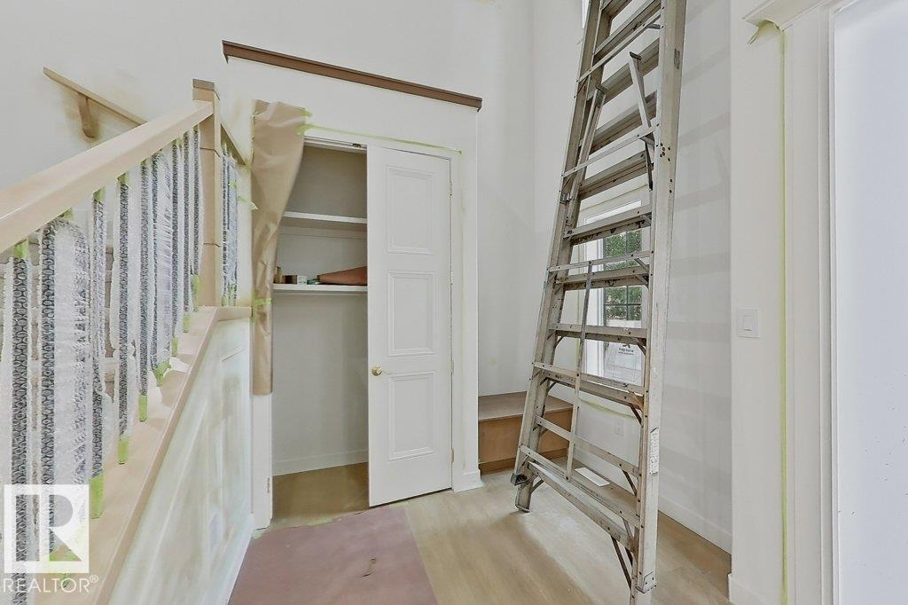 9216 91 ST NW - Image 17