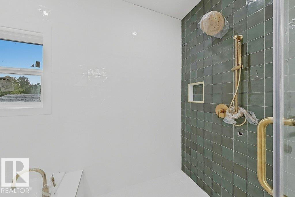 9216 91 ST NW - Image 21