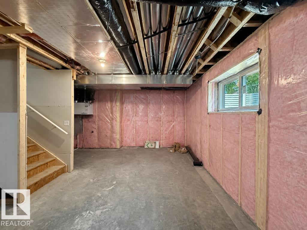 9216 91 ST NW - Image 36