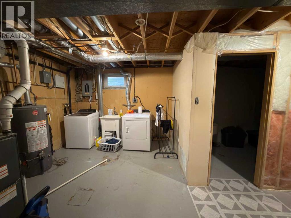 8302 98 Street - Image 19